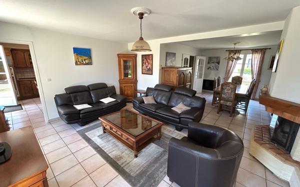 Maison à vendre    6 pièces •  Méry-sur-Oise