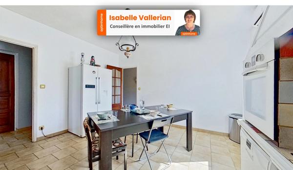 A vendre à Aigues-Mortes : Mas avec Piscine et Appartements Locatifs