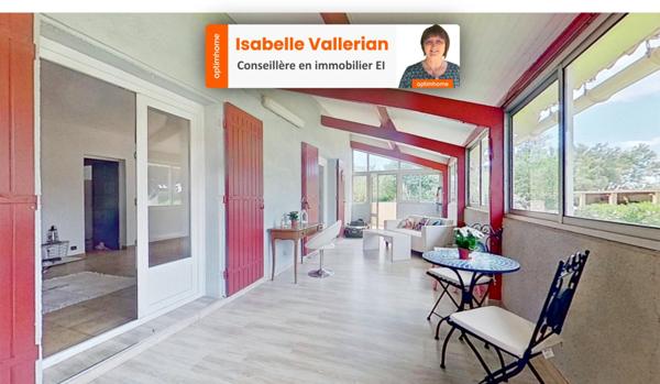 A vendre à Aigues-Mortes : Mas avec Piscine et Appartements Locatifs