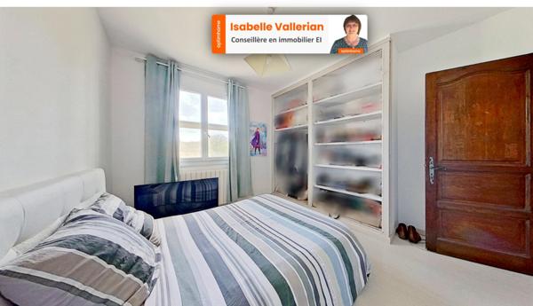 A vendre à Aigues-Mortes : Mas avec Piscine et Appartements Locatifs