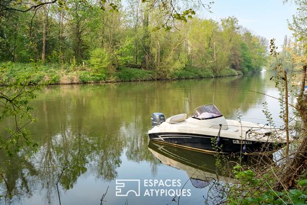 Maison rénovée avec ponton sur l’Île de Vaux : les charmes des bords de Seine