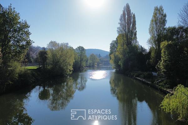 Maison rénovée avec ponton sur l’Île de Vaux : les charmes des bords de Seine