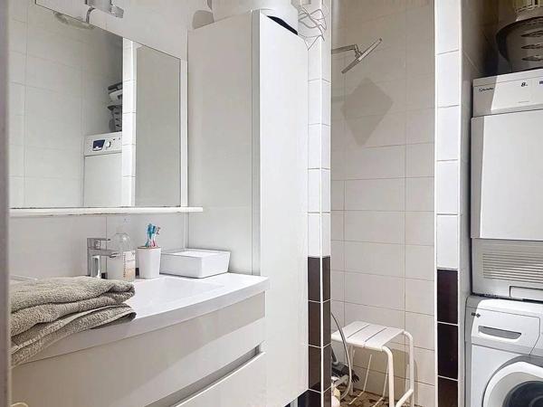 Appartement T4 traversant Est-Ouest avec grand balcon