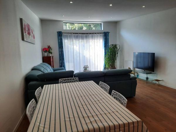 MAISON DE VILLE PLUS STUDIO