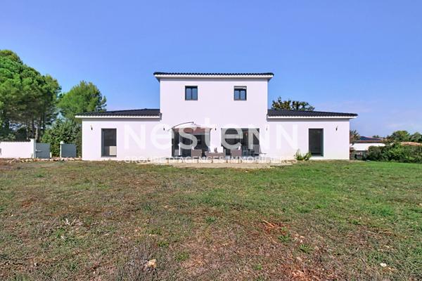 A VENDRE VIDAUBAN Maison contemporaine de 185m² 4 chambres GARAGE sur 1200m2 de terrain