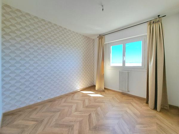 Magnifique appartement T3 Rénové traversant, VUE MER