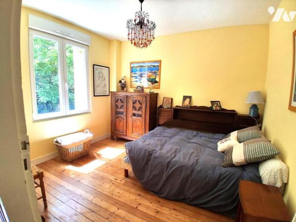 MAISON BAGNOLAISE avec parc arboré