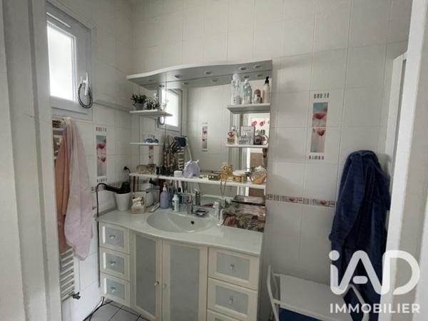 Maison à vendre 7 pièces 203 m² Poitiers