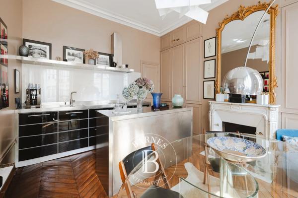 Paris 9ème, Appartement 3 Chambres -  139 m² à vendre