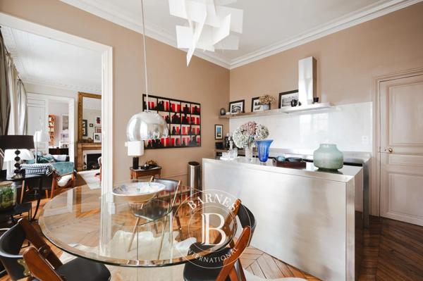 Paris 9ème, Appartement 3 Chambres -  139 m² à vendre