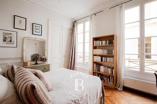 Paris 9ème, Appartement 3 Chambres -  139 m² à vendre