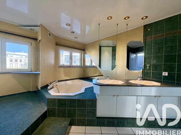 Maison à vendre 10 pièces 418 m² Sarrebourg