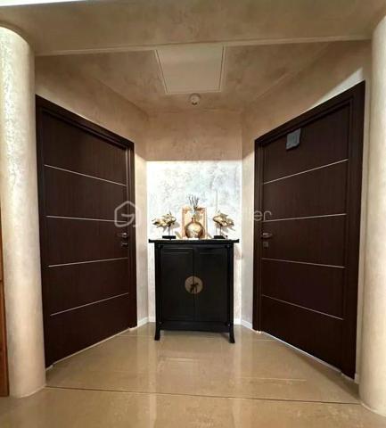 Maison contemporaine de 239 m²