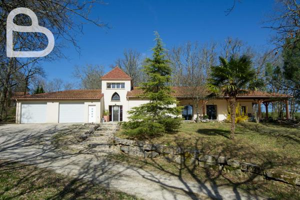 Salviac (46340) Maison de plain-pied récente avec gîte