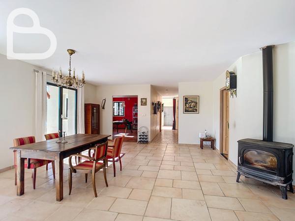 Salviac (46340) Maison de plain-pied récente avec gîte