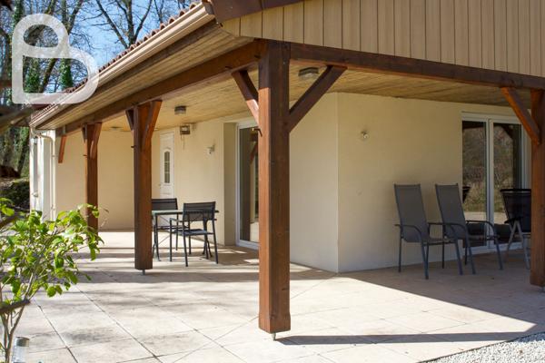 Salviac (46340) Maison de plain-pied récente avec gîte