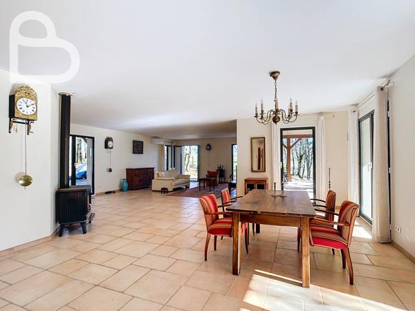 Salviac (46340) Maison de plain-pied récente avec gîte