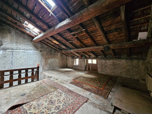 Immeuble à vendre à Nantua 01130
