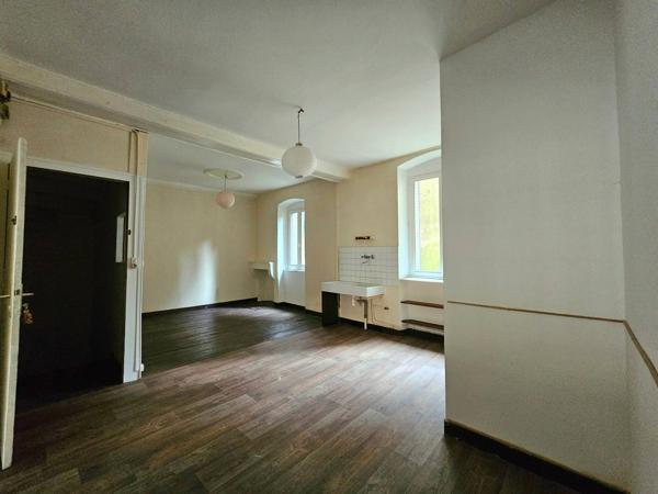 Immeuble à vendre à Nantua 01130