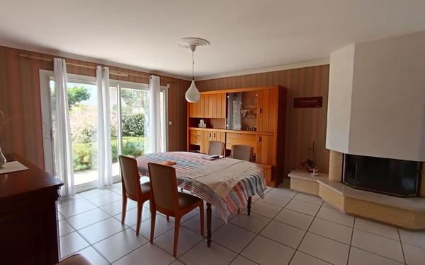 Maison à vendre    5 pièces • 121 m2 Arzon