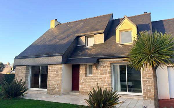 Maison à vendre    5 pièces • 121 m2 Arzon