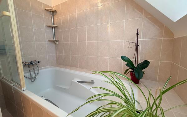 Maison à vendre    5 pièces • 121 m2 Arzon