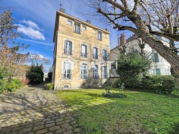 ÉLÉGANTE DEMEURE FAMILIALE DE CARACTÈRE – JARDIN 600 m2
