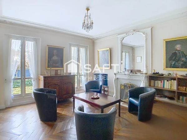 ÉLÉGANTE DEMEURE FAMILIALE DE CARACTÈRE – JARDIN 600 m2