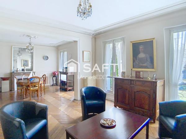 ÉLÉGANTE DEMEURE FAMILIALE DE CARACTÈRE – JARDIN 600 m2
