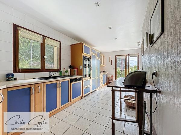 Herbeys – Maison 7 Pièces sur 1600m² de terrain