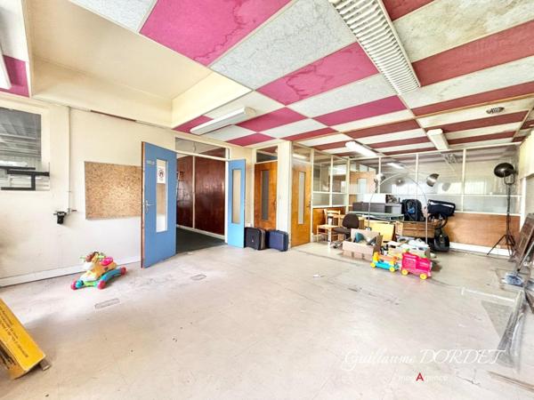 Immeuble à ENVERMEU, 76630 - 1250m²