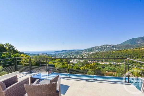 maison à vendre 8 pièces - 250 m2 CAVALAIRE SUR MER - 83