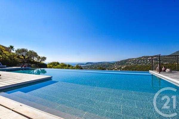 maison à vendre 8 pièces - 250 m2 CAVALAIRE SUR MER - 83