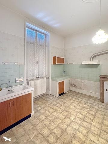 Maison à vendre 199 500 € La Rochefoucauld 5 p 142 m² DPE F