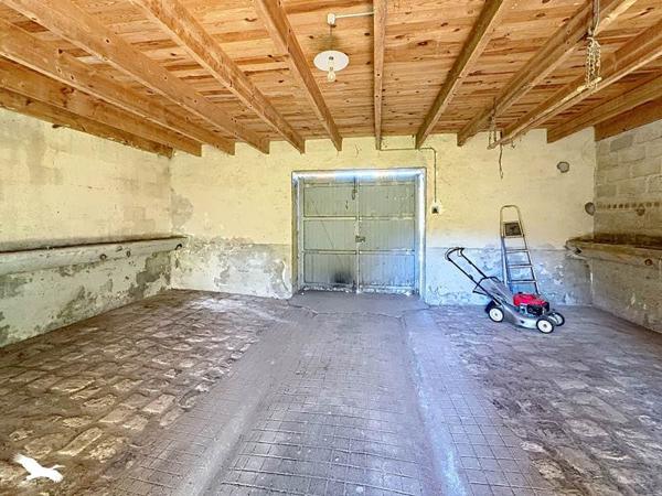 Maison à vendre 199 500 € La Rochefoucauld 5 p 142 m² DPE F