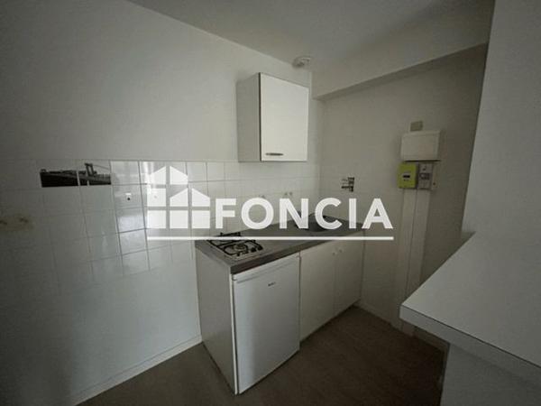 Location Appartement 2 pièces 38.61 m² - 173 RUE BOURBON Chatellerault 86100