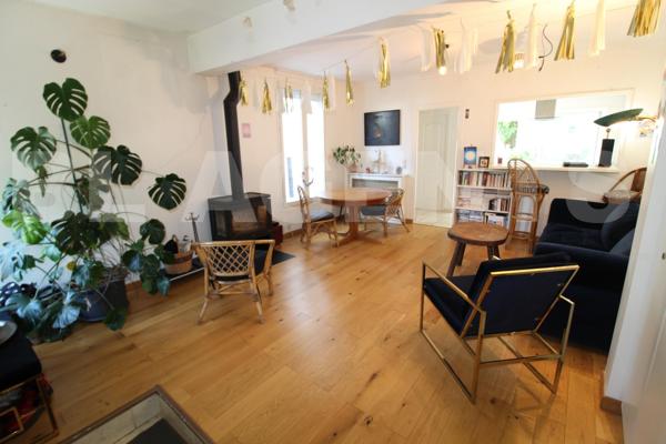  CHARMANTE MAISON FAMILIALE BORD DE MARNE – 