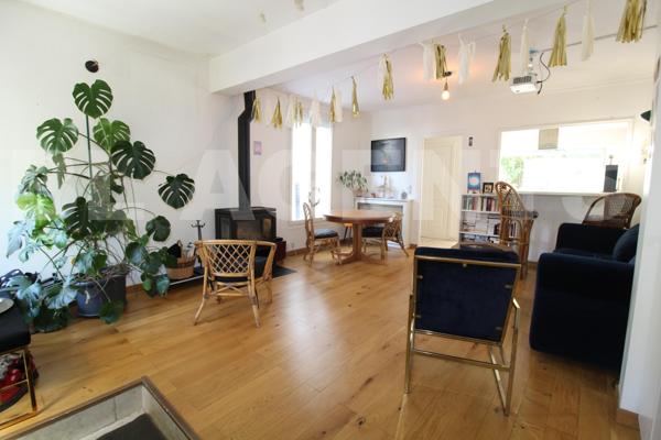  CHARMANTE MAISON FAMILIALE BORD DE MARNE – 