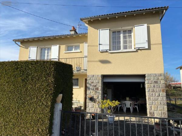 Maison à vendre à Aurillac dans le Cantal (15000), ref : 15061-1018525