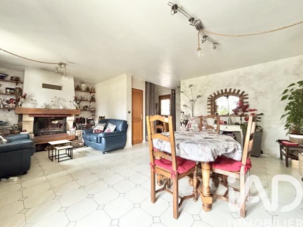 Maison à vendre 5 pièces 92 m² Ozoir-la-Ferrière
