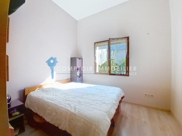 Maison
                                                                                                                                                                                                                                                                                                                        5 pièce(s)                                                                                                                                                                                                          4 chambre(s)                                                                                                                                                                                                          102  m²