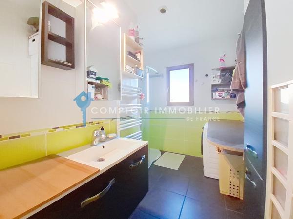 Maison
                                                                                                                                                                                                                                                                                                                        5 pièce(s)                                                                                                                                                                                                          4 chambre(s)                                                                                                                                                                                                          102  m²