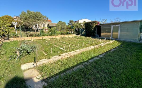 Maison à vendre    5 pièces • 140 m2 Antibes