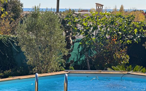 Maison à vendre    5 pièces • 140 m2 Antibes