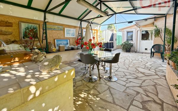 Maison à vendre    5 pièces • 140 m2 Antibes