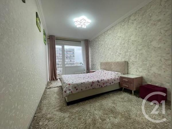 Appartement à vendre  4 pièces - 83,90 m2 MELUN - 77