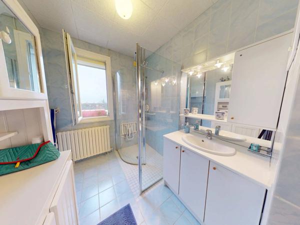 Maison Familiale de 117m2 au calme, Panneaux Solaires !!!