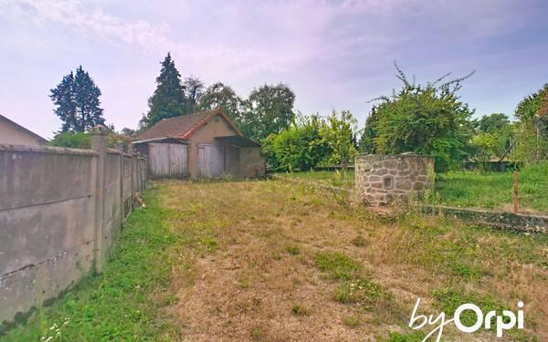 Maison à vendre    7 pièces •  Durdat-Larequille