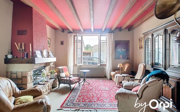 Maison à vendre    7 pièces •  Durdat-Larequille