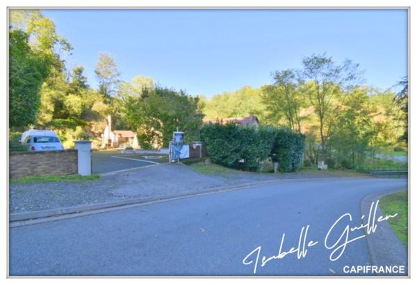 Propriéte à vendre 0 pièces NERIS LES BAINS (03)